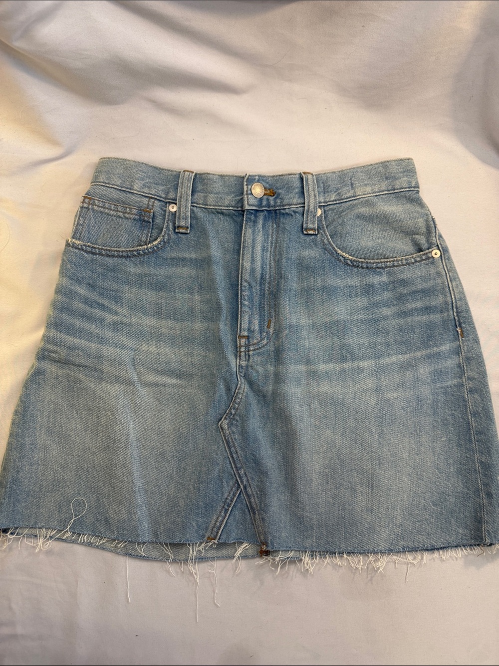 Madewell NWOT Light Blue Denim Mini Skirt with Frayed Hem